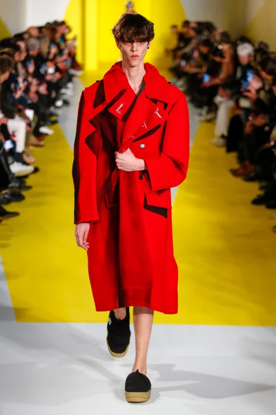 Look 1